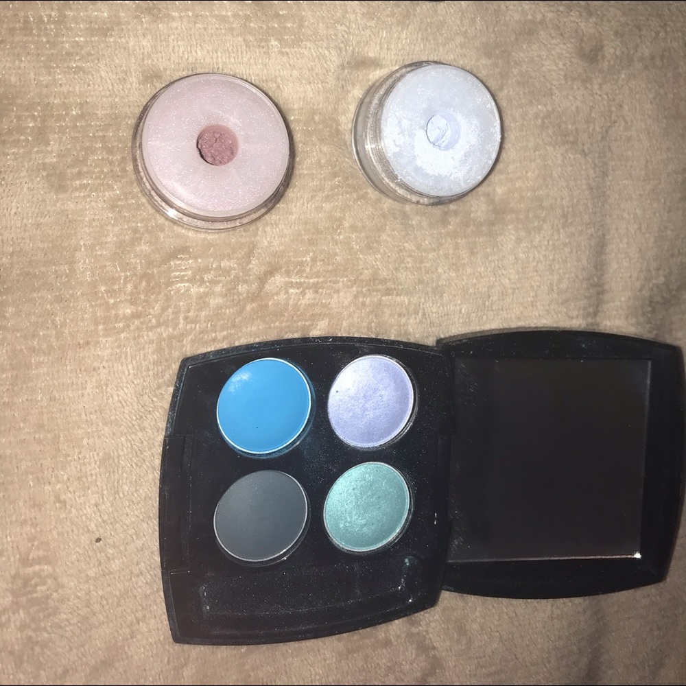 Avon eyeshadow bundle